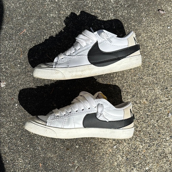 Women Nike Baseball Stitch - Size 8 - Picture 5 of 8